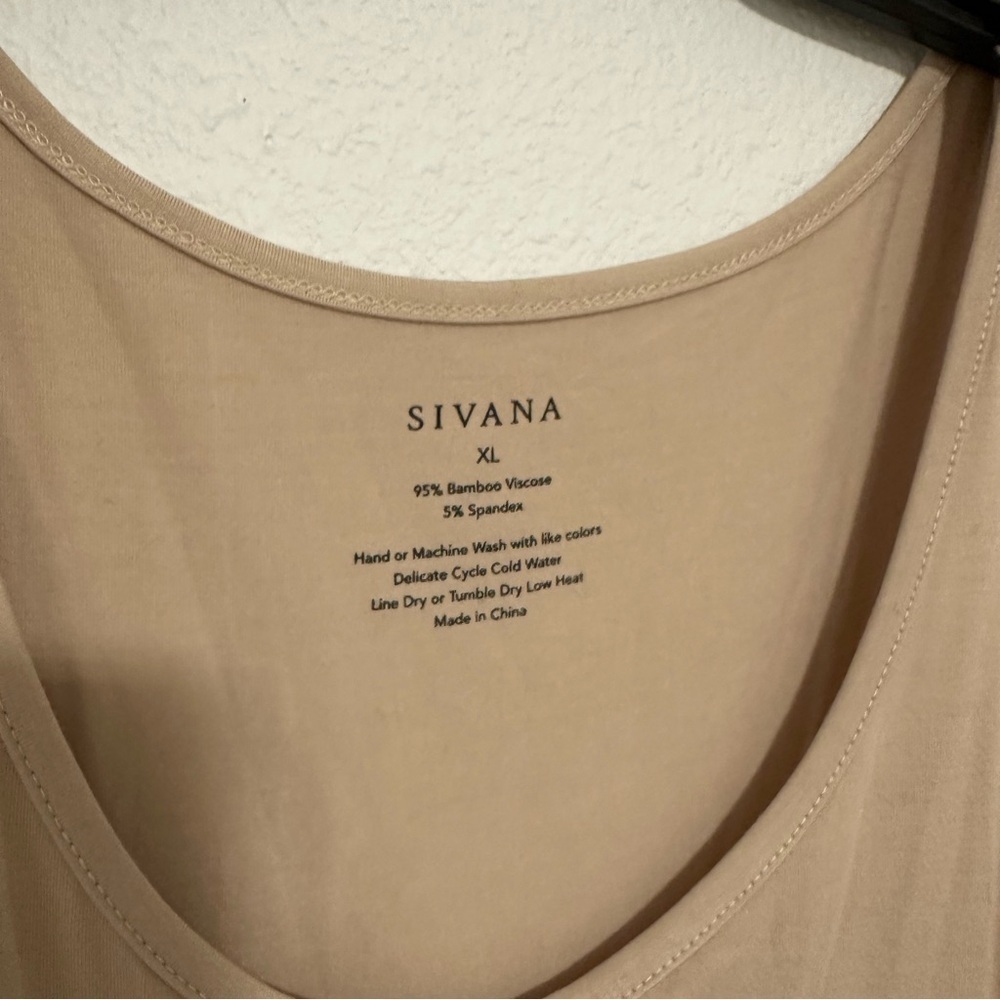 SIVANA Bamboo Scoop Neck Flowy Tank Top Size XL Women’s Beige Neutral Color - Picture 5 of 5